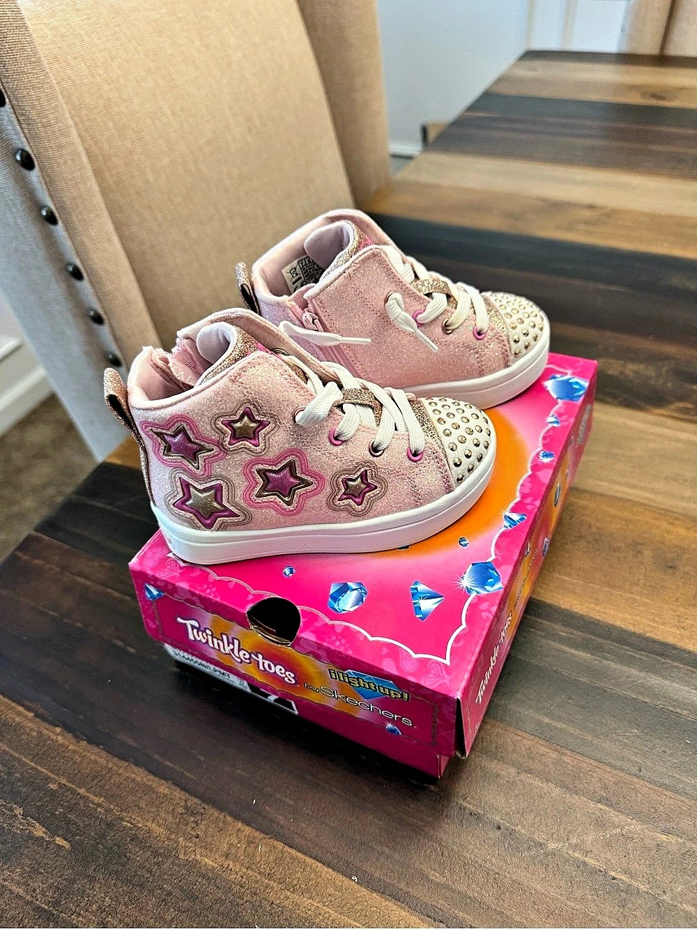 Skechers Twinkle Toes Twi-Lites 2.0 - Star Gloss Girls US 7 Pink & Gold Sneakers